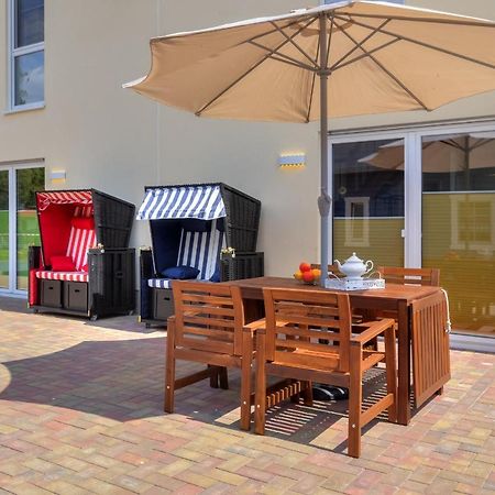 Haus Strandkoerv Mit Fass-Sauna Loddin Exterior foto
